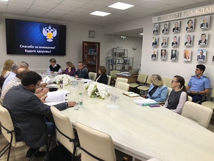 Заседания постоянных профильных комиссий 